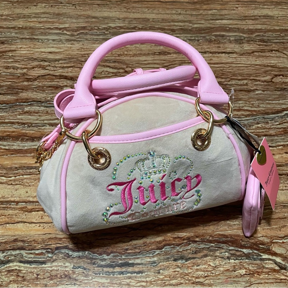 Juicy Couture - Picture 1 of 11